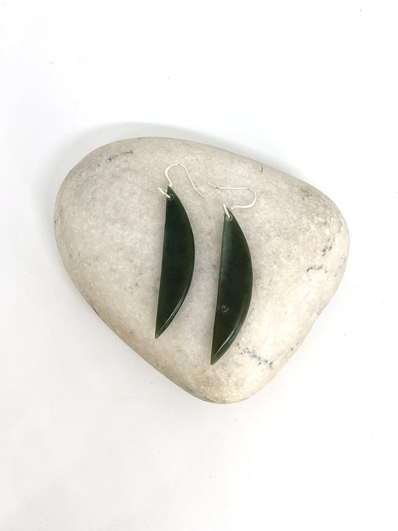 Sands Carving - Mau Taringa Pounamu Earrings / Long Toru