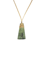 Sands Carving - Light Green Pounamu Toki / Large