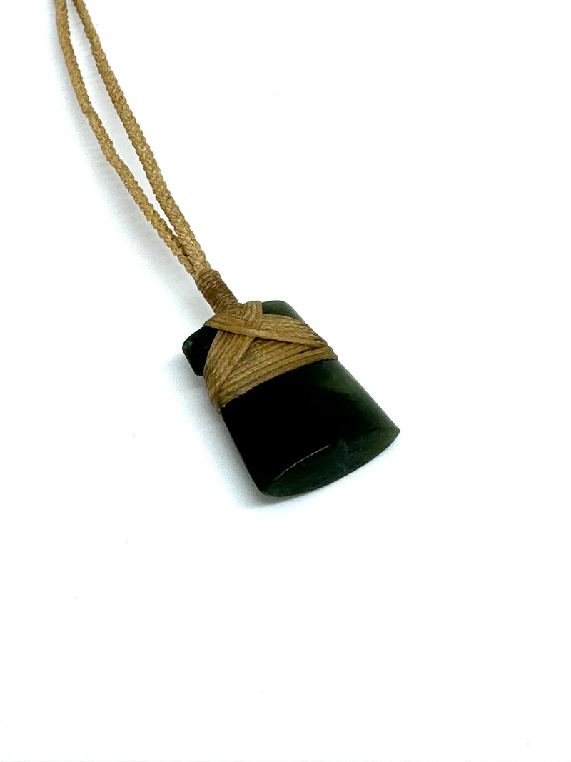 Sands Carving - Toki Pounamu Necklace Small #4