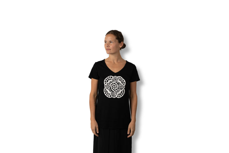 Ra Gossage -  Māhutonga V Neck T-Shirt / Women's