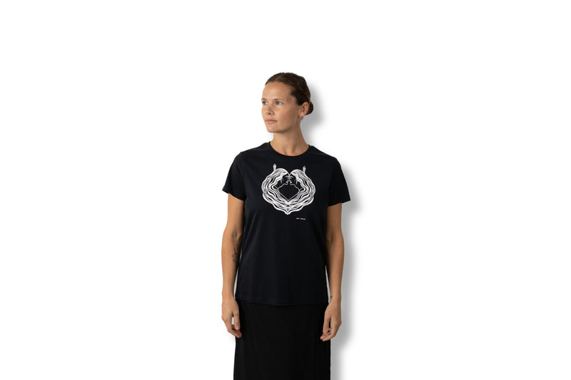 Māori Mermaid - Hongi T-shirt / Women's