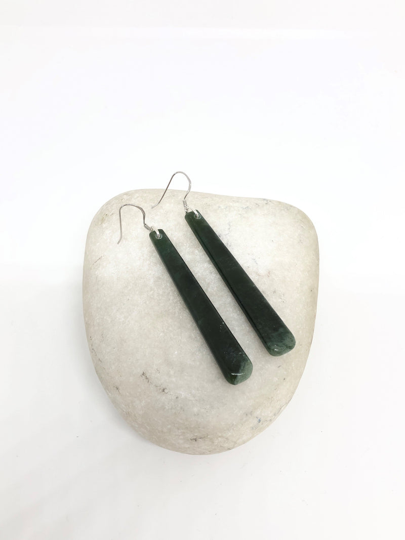 Sands Carving - Pounamu Earrings / Iwa